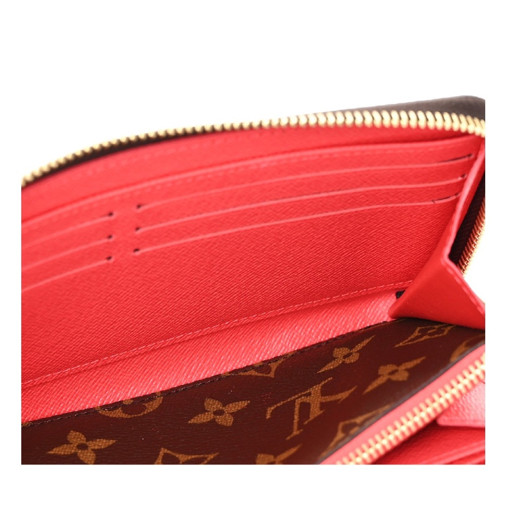 Louis Vuitton 2021 Christmas Animation London Zippy wallet. - Picture 4 of 15